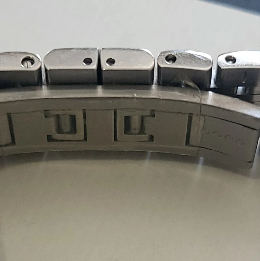 Gucci Women's Silver Stainless Steel Watch